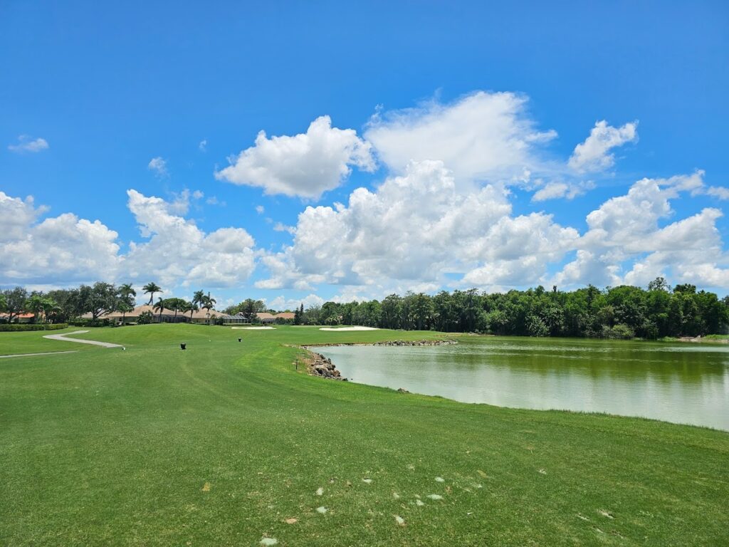 Image of Lely Resort golf course with ponds